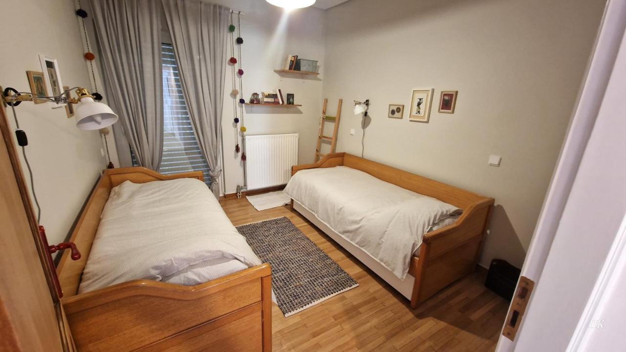 Two Bedroom Flat Near Airport Pallíni Exterior foto